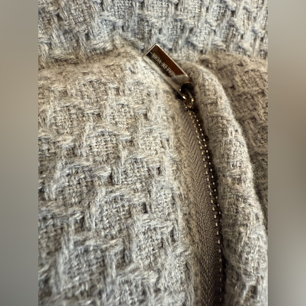 Maniere De Voir Grey Puffer Coat With Hood Size 4 - Picture 14 of 16
